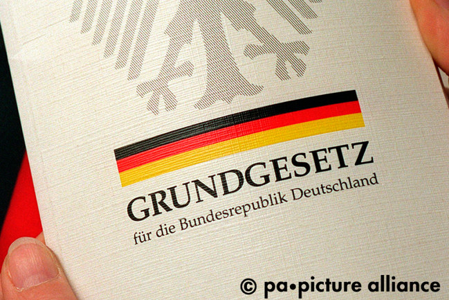 Eine Ausgabe des Grundgesetzes