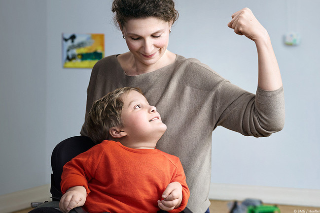 Joël mit seiner Mutter