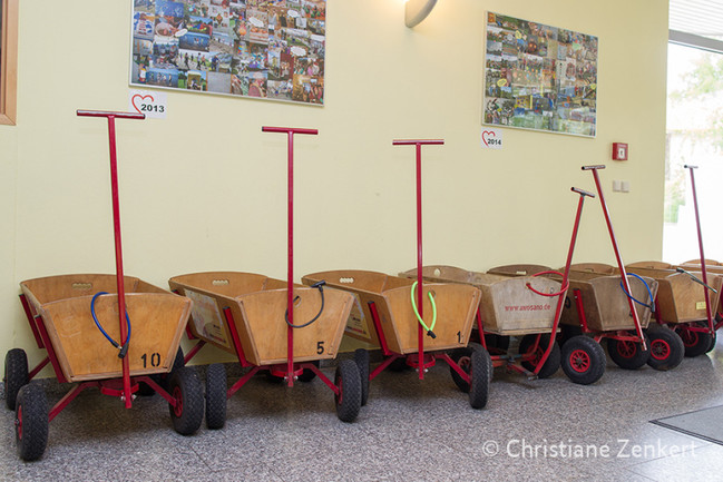 Bollerwagen in der Mutter-Kind-Klinik in Rerik