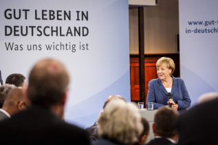Bürgerdialog mit Bundeskanzlerin Merkel in Duisburg (25.08.2015).
